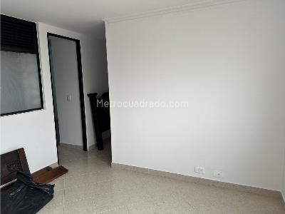 Apartamento en venta en El Portal, Envigado · foto 7 de 18