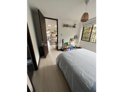 Apartamento de 3 alcobas en venta en El Poblado, Medellín, 220 m² · foto 10 de 16