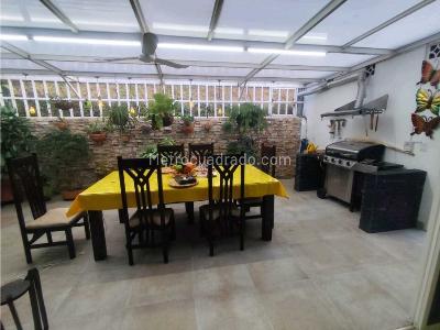 Casa de 4 alcobas en venta en Altos Del Poblado, Medellín, 260 m² · foto 18 de 20