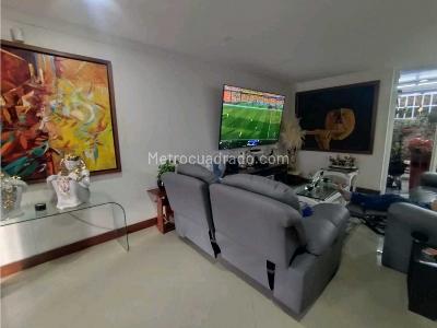 Casa de 4 alcobas en venta en Altos Del Poblado, Medellín, 260 m² · foto 19 de 20