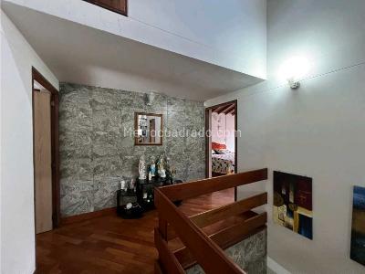 Casa de 4 alcobas en venta en Altos Del Poblado, Medellín, 260 m² · foto 10 de 20