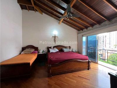 Casa de 4 alcobas en venta en Altos Del Poblado, Medellín, 260 m² · foto 13 de 20