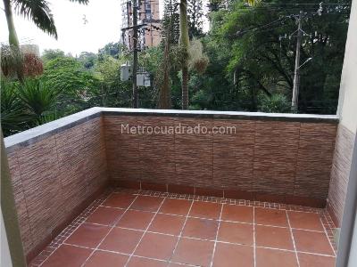 Apartamento de 2 alcobas en venta en El Campestre, Medellín, 118 m² · foto 2 de 18