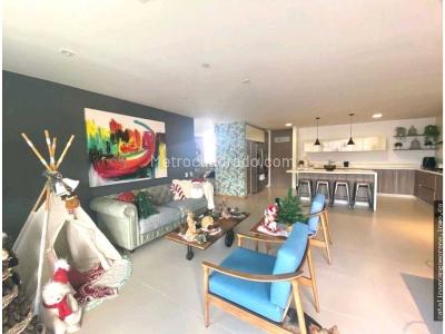 Apartamento en venta en El Esmeraldal, Envigado · foto 3 de 10