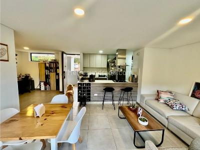Apartamento de 3 alcobas en venta en Envigado, Envigado, 84 m² · foto 5 de 20