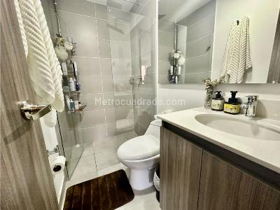 Apartamento de 3 alcobas en venta en Envigado, Envigado, 84 m² · foto 15 de 20