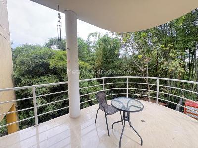 Casa de 5 alcobas en venta en Escobero, Envigado · foto 4 de 14