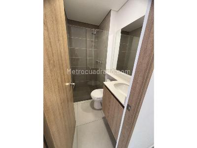 Apartamento de 3 alcobas en venta en Suramerica, Itagüí, 67 m² · foto 10 de 19