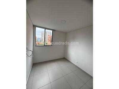 Apartamento de 3 alcobas en venta en Suramerica, Itagüí, 67 m² · foto 15 de 19
