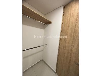 Apartamento de 3 alcobas en venta en Suramerica, Itagüí, 67 m² · foto 18 de 19