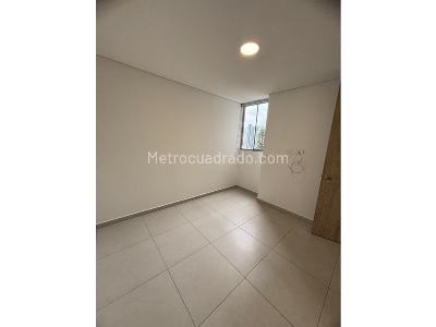 Apartamento de 3 alcobas en venta en Suramerica, Itagüí, 67 m² · foto 3 de 19
