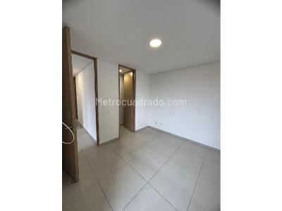 Apartamento de 3 alcobas en venta en Suramerica, Itagüí, 67 m² · foto 4 de 19
