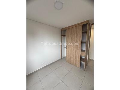 Apartamento de 3 alcobas en venta en Suramerica, Itagüí, 67 m² · foto 8 de 19