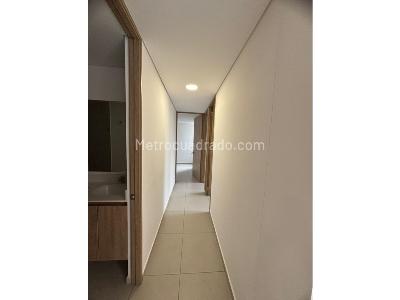 Apartamento de 3 alcobas en venta en Suramerica, Itagüí, 67 m² · foto 9 de 19