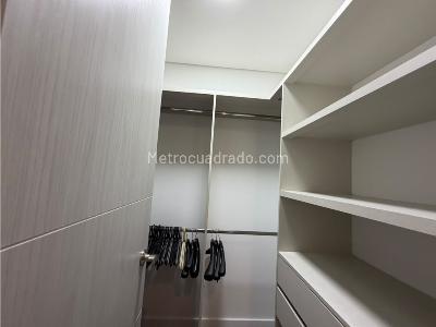 Apartamento en venta en Lalinde, Medellín · foto 18 de 20