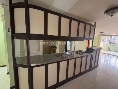Apartaestudio en venta en Estadio, Medellín, 95 m² · foto 4 de 12