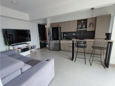 Apartamento en venta en Viviendas Del Sur, Itagüí · foto 2 de 19