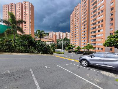 Apartamento en venta en Viviendas Del Sur, Itagüí · foto 15 de 19