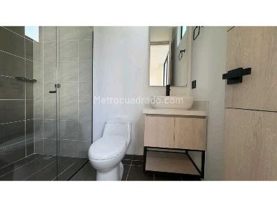 Apartamento de 2 alcobas en venta en Loma De Los Mesa, Envigado, 94 m² · foto 8 de 20