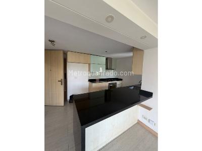 Apartamento en venta en Loma De Los Bernal, Medellín · foto 9 de 20