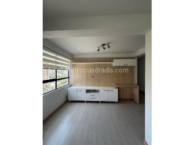 Apartamento en venta en Loma De Los Bernal, Medellín · foto 12 de 20