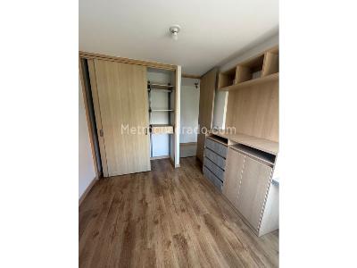 Apartamento en venta en Loma De Los Bernal, Medellín · foto 14 de 20