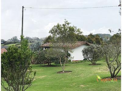 Casa de 4 alcobas en venta en Alto De Las Palmas, Envigado, 325 m² · foto 3 de 20