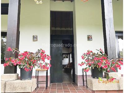 Casa de 4 alcobas en venta en Alto De Las Palmas, Envigado, 325 m² · foto 5 de 20