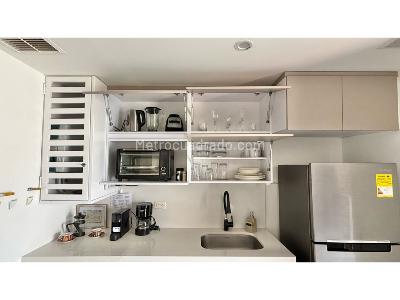 Apartaestudio en venta en El Poblado, Medellín, 30 m² · foto 11 de 18