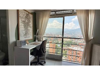 Apartaestudio en venta en El Poblado, Medellín, 30 m² · foto 14 de 18
