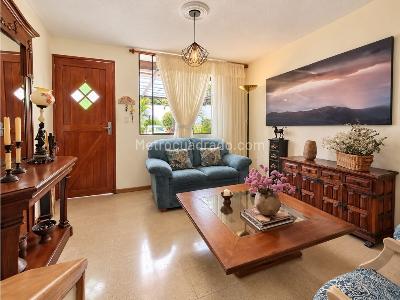 Casa de 4 alcobas en venta en Belen San Bernardo, Medellín, 107 m² · foto 2 de 20
