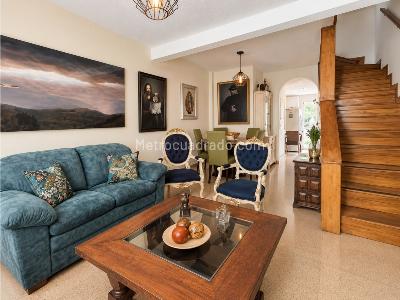 Casa de 4 alcobas en venta en Belen San Bernardo, Medellín, 107 m² · foto 3 de 20