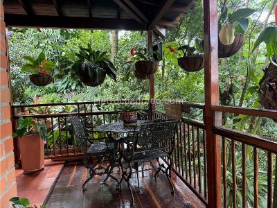 Casa de 3 alcobas en venta en Pan De Azucar, Sabaneta, 440 m² · foto 10 de 20