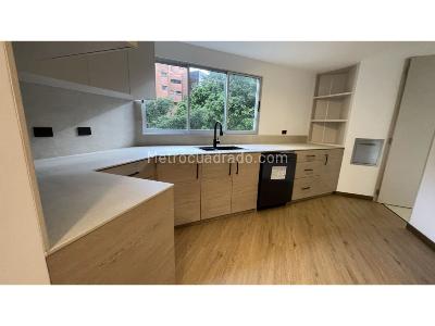 Apartamento en venta en El Poblado, Medellín · foto 8 de 11