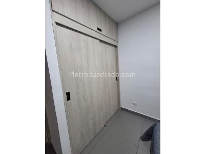 Apartamento de 3 alcobas en venta en Norteamerica, Bello, 79 m² · foto 12 de 18