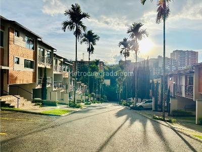 Casa de 3 alcobas en venta en Cumbres, Envigado, 220 m² · foto 13 de 13