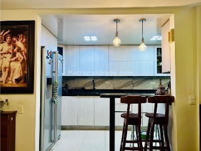 Casa de 3 alcobas en venta en Cumbres, Envigado, 220 m² · foto 3 de 13