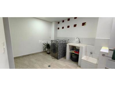 Casa de 4 alcobas en venta en San Remo, Sabaneta, 696 m² · foto 10 de 15