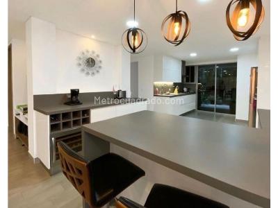 Casa de 4 alcobas en venta en San Remo, Sabaneta, 696 m² · foto 8 de 15
