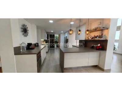 Casa de 4 alcobas en venta en San Remo, Sabaneta, 696 m² · foto 9 de 15