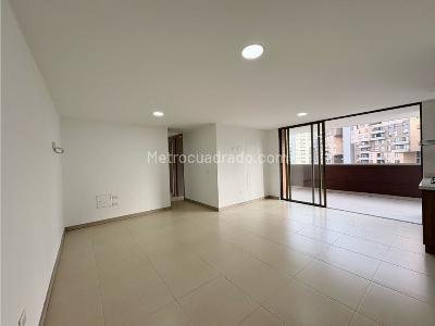 Apartamento de 3 alcobas en venta en Asdesillas, Sabaneta, 94 m² · foto 3 de 20