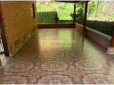 Casa de 3 alcobas en venta en El Poblado, Medellín, 580 m² · foto 9 de 10