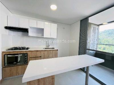 Apartamento de 3 alcobas en venta en San Jose, Sabaneta, 78 m² · foto 3 de 11