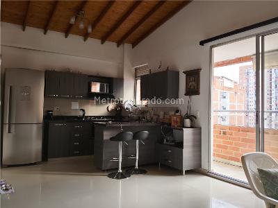 Apartamento de 3 alcobas en venta en Calle Del Banco, Sabaneta, 97 m² · foto 2 de 16