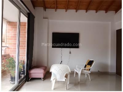 Apartamento de 3 alcobas en venta en Calle Del Banco, Sabaneta, 97 m² · foto 4 de 16
