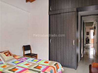 Apartamento de 3 alcobas en venta en Calle Del Banco, Sabaneta, 97 m² · foto 7 de 16