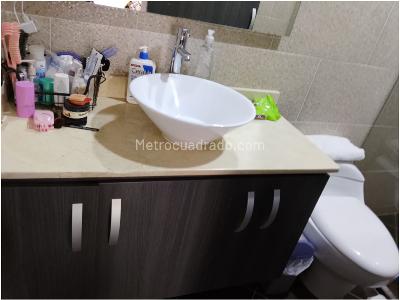 Apartamento de 3 alcobas en venta en Calle Del Banco, Sabaneta, 97 m² · foto 12 de 16