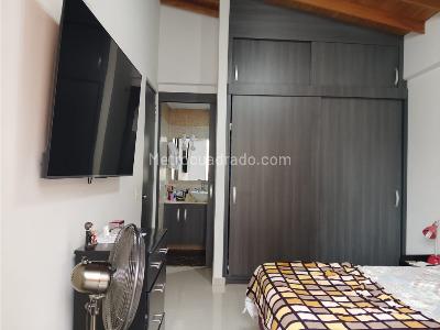 Apartamento de 3 alcobas en venta en Calle Del Banco, Sabaneta, 97 m² · foto 14 de 16