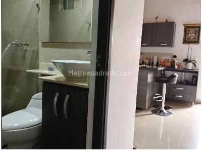 Apartamento de 3 alcobas en venta en Calle Del Banco, Sabaneta, 97 m² · foto 15 de 16