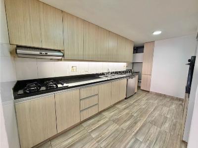 Apartamento en venta en Pontevedra, Envigado · foto 3 de 15